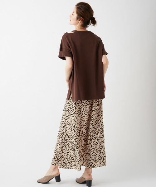 DISCOAT（ディスコート）の「綿テンセル肩開きプルオーバー（Tシャツ/カットソー・レディース・ブラック/ライトグレー/ブラウン/モスグリーン・FREE）」の11枚目の写真