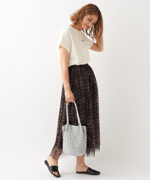 DISCOAT（ディスコート）の「ワッフルミニロゴ刺繍Tシャツ（Tシャツ/カットソー・レディース・チャコールグレー/ベージュ/アイボリー/ボルドー・FREE）」の9枚目の写真