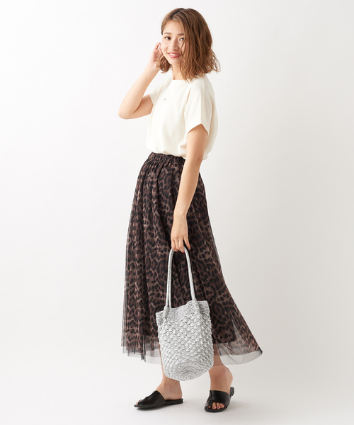 DISCOAT（ディスコート）の「ワッフルミニロゴ刺繍Tシャツ（Tシャツ/カットソー・レディース・チャコールグレー/ベージュ/アイボリー/ボルドー・FREE）」の6枚目の写真