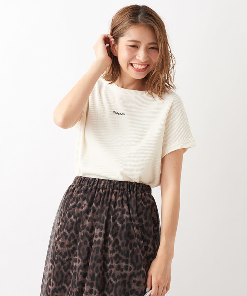 DISCOAT（ディスコート）の「ワッフルミニロゴ刺繍Tシャツ（Tシャツ/カットソー・レディース・チャコールグレー/ベージュ/アイボリー/ボルドー・FREE）」の21枚目の写真