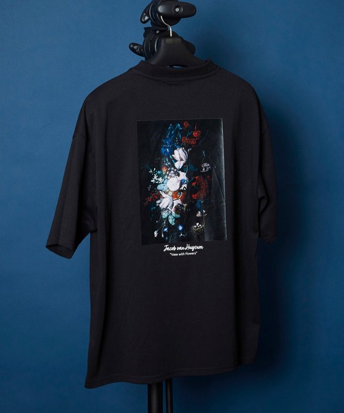 unrelaxing(アンリラクシング)の「ヴィンテージライク 古着風 綿100%ピグメント加工TプリントTシャツ(Tシャツ/カットソー・メンズ・ホワイト/ネイビー/グレー/ピンク/ブラック/レッド/チャコール/パープル/ブラウン/ベージュ/カーキ/ワイン/オレンジ/チャコールグレー/ホワイト系その他2/ブラック系その他2/ブルー系その他2/レッド系その他2/ピンク系その他2/グレー系その他2/ブルー系その他3/ブルー系その他4/ホワイト系その他4/ピンク系その他3/レッド系その他/ホワイト系その他3/グレー系その他/ホワイト系その他/ブルー系その他/ピンク系その他/ピンク系その他4/ブラック系その他3/レッド系その他3/レッド系その他4/ブラック系その他4/グレー系その他3/グレー系その他4/ブラック系その他/ライトブルー/ベージュ系その他/グリーン系その他/その他1/その他3/その他2/パープル系その他/ベージュ系その他3/ベージュ系その他4/ブルー系その他6/ベージュ系その他2/レッド系その他5/グリーン系その他2/グリーン系その他3/グリーン系その他4/ブルー系その他5/パープル系その他2/パープル系その他3/パープル系その他4/その他6/その他5/その他7/その他4/アッシュグレー/ライトグレー/スカイブルー/アッシュブラウン/レディッシュグレー/ホワイト×レッド/ブルーグラス/ブラック×ブラック/オートミール/ホワイト×グレー/ホワイト×ブラック/ブラック×ホワイト/ブラック系その他7/LT.Blue/アクア/ライトブラック/ブラック×グリーン/スモークピンク/ホワイト×エメラルドグリーン/ライトベージュ/スミクロ/ブラック系その他5/ブラック系その他6/ピンク系その他5/ブルー系その他7/クリアブラウン/ダークインディゴブルー/クリアブラック/セージグリーン/モカ/ブラックミックス/エメラルド/ライトブラウン/ライトグリーン/ブルー/グリーン/タン/クリアグリーン/クリアブルー/ホワイト×グリーン/ブラック×レッド/ブラック×ブルー/ウィート/ピンクベージュ/ダークブルー/サックスブルー/ミント/ダークブラック/シルバーグレー/ブラウン系3/ブラウン系5/ベージュ系1/ベージュ系3/その他12/その他20/その他21/その他23/ブラウン系/ブラウン系1/ブラウン系2/その他14/その他15/その他16/その他17/その他18/その他25/その他26/ブラウン系4/ブラウン系6/ベージュ系/ベージュ系2/その他10/その他13/その他19/その他22/その他24/ブラウン系7/ブラウン系8/ブラウン系9/ベージュ系4/ベージュ系5/ベージュ系6/その他11/その他27/その他28/ブラック系5/ブラック系6/ブラック系7/ブラック系8/その他29/ブラック×シルバー/ブラック系2/ブラック系4/ブラック×ゴールド/ブラック系1/ブラック系3/A/ダークブラウン系6/ダークブラウン系7/ダークブラウン系5/ダークブラウン系3/ダークブラウン系4/ダークブラウン系2/ダークブラウン系1/ベージュ系その他7/ベージュ系その他6/ベージュ系9/ベージュ系7/ベージュ系8・X-LARGE/SMALL/MEDIUM/LARGE/3/2)」の16枚目の写真