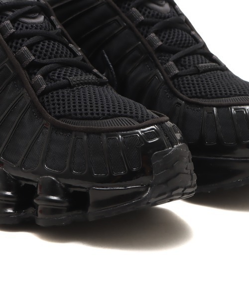 NIKE(ナイキ)の「NIKE WMNS SHOX TL / ナイキ ウィメンズ ショックス TL【SP】(スニーカー・レディース・ブラック・23.0cm/24.0cm/24.5cm/25.0cm/23.5cm)」の4枚目の写真