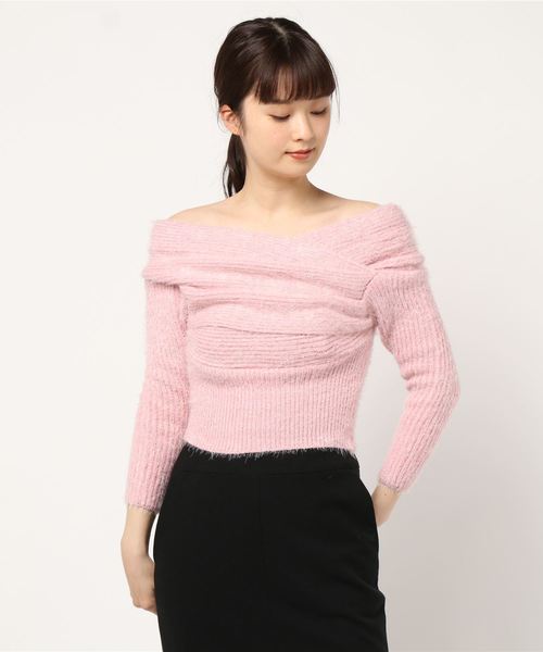 FIG&VIPER（フィグアンドバイパー）の「フェザーニットオフショルTOP（ニット/セーター・レディース・ブラック/ベージュ/オレンジ/ライトピンク・FREE）」の4枚目の写真