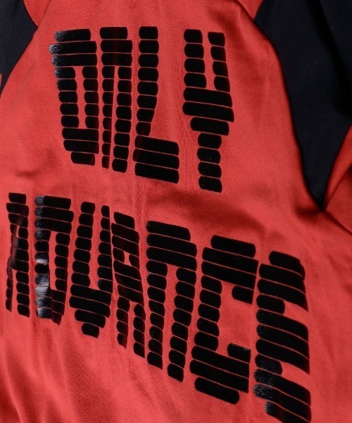 BRANSHES（ブランシェス）の「配色切り替えUVカットパーカー（パーカー・キッズ・ライトグレー/レッド・130cm/90cm/100cm/120cm/110cm/140cm/150cm）」の14枚目の写真