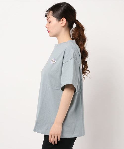 SpRay(スプレイ)の「オーバルロゴ BIG Tシャツ(Tシャツ/カットソー・レディース・オフホワイト/ブルー/アイボリー/ラベンダー/スミクロ・FREE)」の6枚目の写真