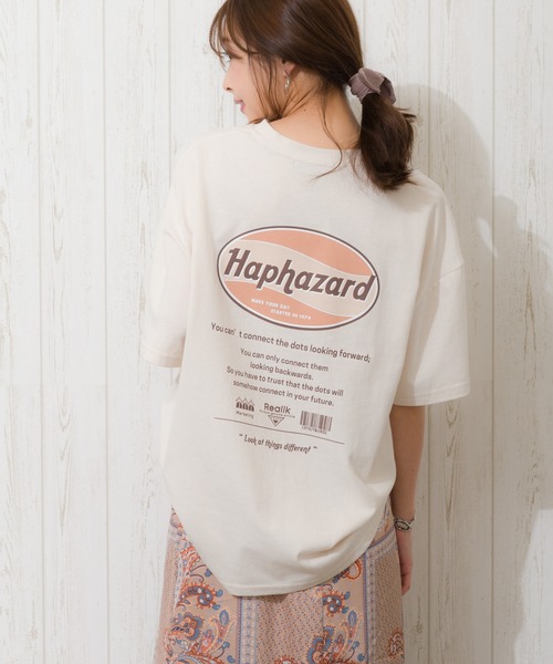 SpRay(スプレイ)の「オーバルロゴ BIG Tシャツ(Tシャツ/カットソー・レディース・オフホワイト/ブルー/アイボリー/ラベンダー/スミクロ・FREE)」の3枚目の写真