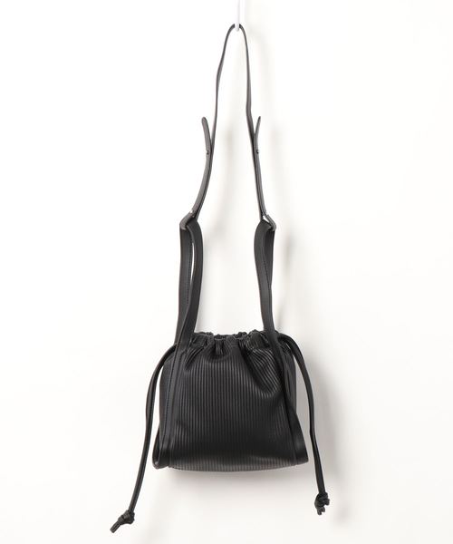 INTERPLANET（インタープラネット）の「プリーツBAG（ショルダーバッグ・レディース・ベージュ/ブラック・フリー）」の3枚目の写真