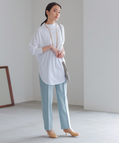 ADAM ET ROPE'(アダムエロペ)の「【WEB限定】抗菌加工モックネックコットンチュニックTEE(Tシャツ/カットソー・レディース・チャコールグレー/ホワイト・FREE)」の11枚目の写真