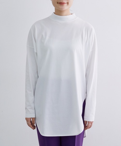 ADAM ET ROPE'(アダムエロペ)の「【WEB限定】抗菌加工モックネックコットンチュニックTEE(Tシャツ/カットソー・レディース・チャコールグレー/ホワイト・FREE)」の9枚目の写真