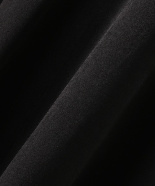 LEPSIM（レプシィム）の「サテンフレアスカート　895646（スカート・レディース・チャコールグレー/ブラック/グレイッシュベージュ/カーキ/パープル・MEDIUM/LARGE）」の16枚目の写真