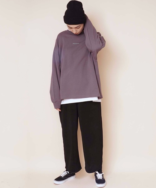 Dickies(ディッキーズ)の「【DICKIES/ディッキーズ】ワンポイントクルーネックチュニックスウェット/トレーナー サイドスリット ワンポイントロゴ刺繍(スウェット・レディース・ブラック/パープル/アイボリー・MEDIUM/LARGE)」の8枚目の写真