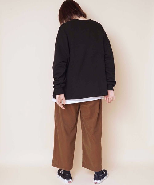 Dickies(ディッキーズ)の「【DICKIES/ディッキーズ】ワンポイントクルーネックチュニックスウェット/トレーナー サイドスリット ワンポイントロゴ刺繍(スウェット・レディース・ブラック/パープル/アイボリー・MEDIUM/LARGE)」の13枚目の写真