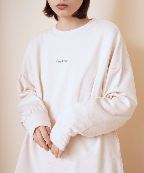 Dickies(ディッキーズ)の「【DICKIES/ディッキーズ】ワンポイントクルーネックチュニックスウェット/トレーナー サイドスリット ワンポイントロゴ刺繍(スウェット・レディース・ブラック/パープル/アイボリー・MEDIUM/LARGE)」の21枚目の写真