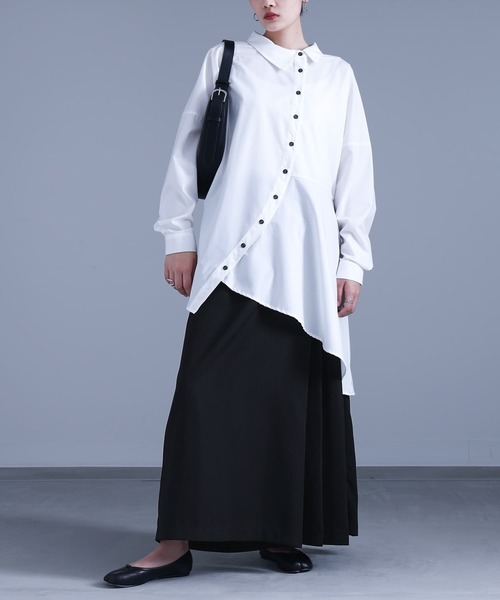 kOhAKU（コハク）の「『カシュクール風アシメプリーツパンツ』（その他パンツ・レディース・ネイビー/ブラック・1/2）」の12枚目の写真