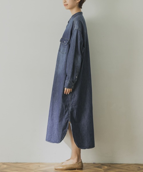 【美品】アーバンリサーチ　デニムオーバーシャツワンピース　バンドカラー　ブルー URBAN RESEARCH（アーバンリサーチ）の「デニムオーバーシャツ