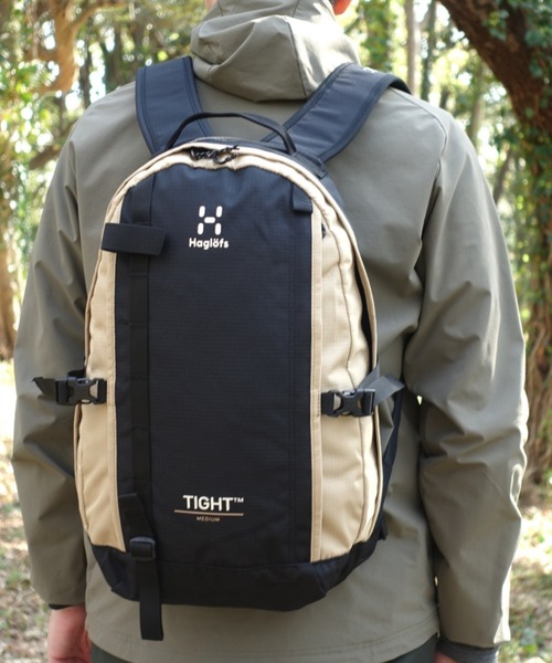 HAGLOFS（ホグロフス）の「タイト M（バックパック/リュック・メンズ・イエロー×ブラック/グリーン系その他/ベージュ×ブラック/ブラック・ONE SIZE）」の3枚目の写真
