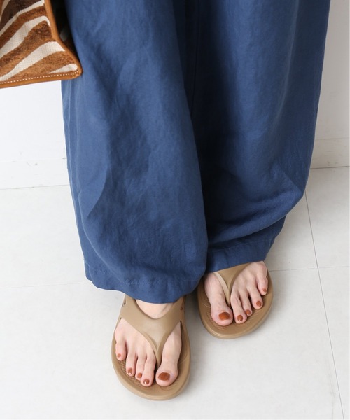 FRAMeWORK（フレームワーク）の「【OOFOS】OOriginal◆（サンダル・レディース・ベージュ/ブラック・23cm/25cm/24cm）」の21枚目の写真