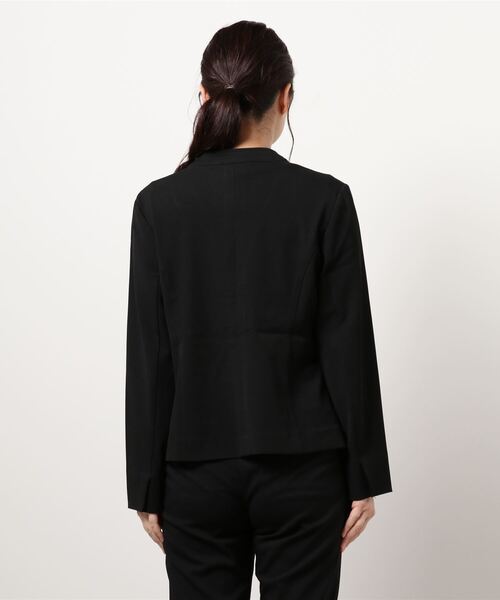 BELLUNA（ベルーナ）の「色あせにくいノーカラージャケット（ノーカラージャケット・レディース・ブラック/ネイビー・MEDIUM/LARGE/X-LARGE）」の6枚目の写真