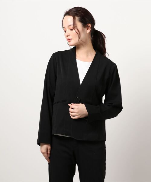 BELLUNA（ベルーナ）の「色あせにくいノーカラージャケット（ノーカラージャケット・レディース・ブラック/ネイビー・MEDIUM/LARGE/X-LARGE）」の9枚目の写真