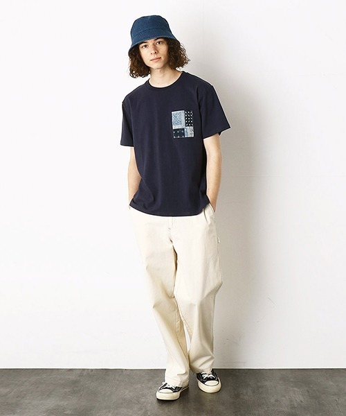 Purple&Yellow（パープルアンドイエロー）の「バンダナ柄胸ポケット　半袖Tシャツ（Tシャツ/カットソー・メンズ・ネイビー/アイボリー/ホワイト/ミント・LARGE/SMALL/MEDIUM/X-SMALL/X-LARGE）」の6枚目の写真