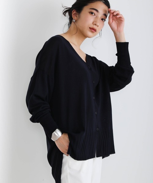 Bou Jeloud(ブージュルード)の「前後差カーディガン(カーディガン/ボレロ・レディース・ベージュ/ネイビー/ライトグリーン/グレイッシュベージュ・FREE)」の4枚目の写真