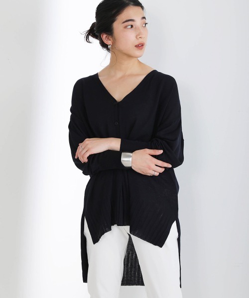 Bou Jeloud(ブージュルード)の「前後差カーディガン(カーディガン/ボレロ・レディース・ベージュ/ネイビー/ライトグリーン/グレイッシュベージュ・FREE)」の17枚目の写真