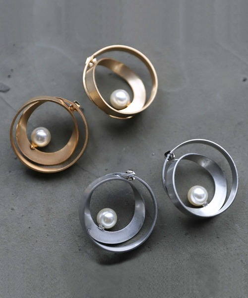 antiqua（アンティカ）の「2連フープピアス（ピアス（両耳用）・レディース・ゴールド/シルバー・FREE）」の8枚目の写真