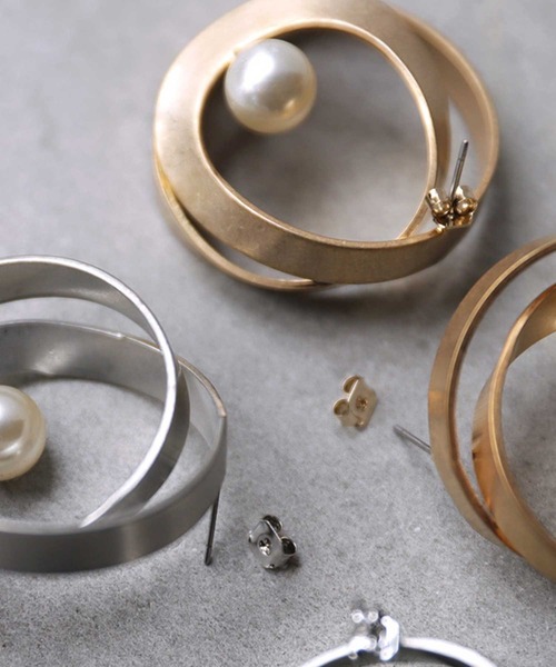 antiqua（アンティカ）の「2連フープピアス（ピアス（両耳用）・レディース・ゴールド/シルバー・FREE）」の10枚目の写真