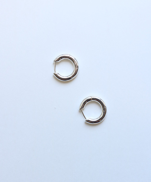 macaroni edge(マカロニエッジ)の「〈macaroni edge/マカロニエッジ〉ピアス(ピアス(両耳用)・レディース・カラフル/ゴールド/シルバー/シルバー系その他・ONE SIZE)」の1枚目の写真