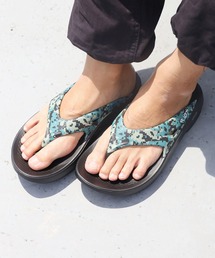 RIOT FACETASM | RIOT FASETASM/ライオットファセッタスム×OOFOS/ウーフォス Ooriginal サンダル(サンダル)