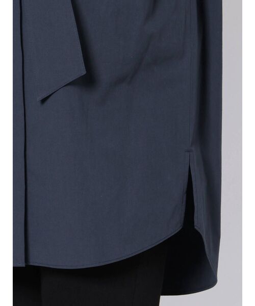 LAGUNAMOON（ラグナムーン）の「タックショルダーボウタイブラウス（シャツ/ブラウス・レディース・ホワイト/ベージュ/ネイビー・FREE）」の6枚目の写真