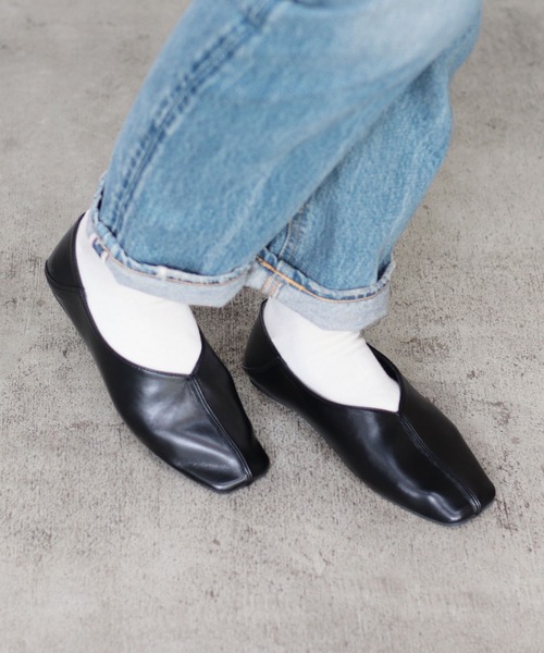 RiiiKa（リーカ）の「【RiiiKa/リーカ】センターステッチシューズ（パンプス・レディース・アイボリー/ブラック/ライトブラウン・LL/L/S/M）」の16枚目の写真