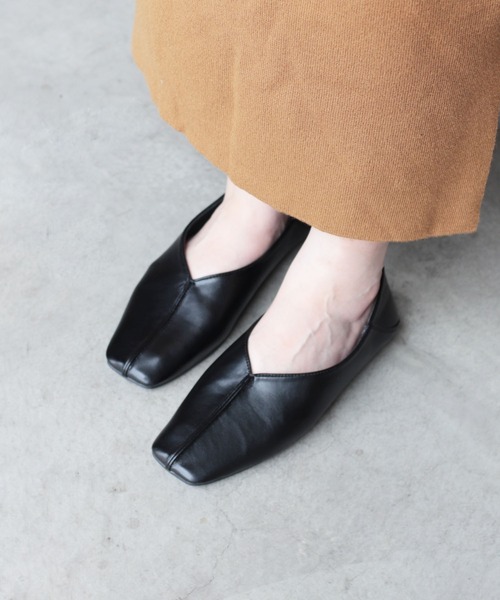 RiiiKa（リーカ）の「【RiiiKa/リーカ】センターステッチシューズ（パンプス・レディース・アイボリー/ブラック/ライトブラウン・LL/L/S/M）」の18枚目の写真