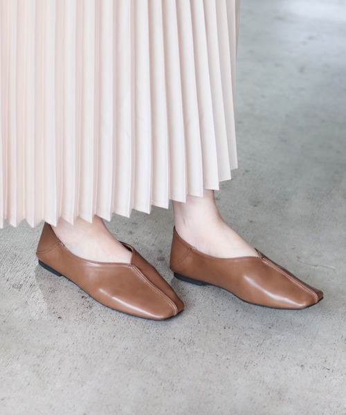 RiiiKa（リーカ）の「【RiiiKa/リーカ】センターステッチシューズ（パンプス・レディース・アイボリー/ブラック/ライトブラウン・LL/L/S/M）」の19枚目の写真