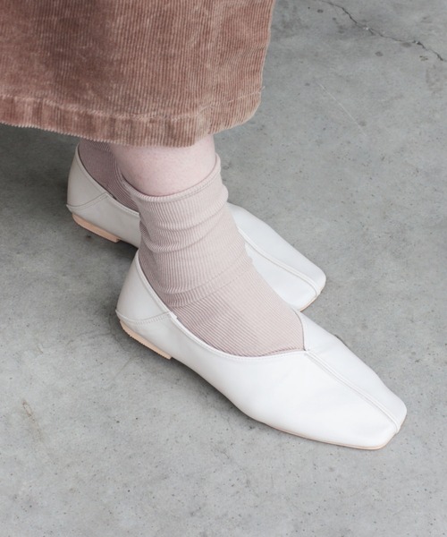 RiiiKa（リーカ）の「【RiiiKa/リーカ】センターステッチシューズ（パンプス・レディース・アイボリー/ブラック/ライトブラウン・LL/L/S/M）」の21枚目の写真