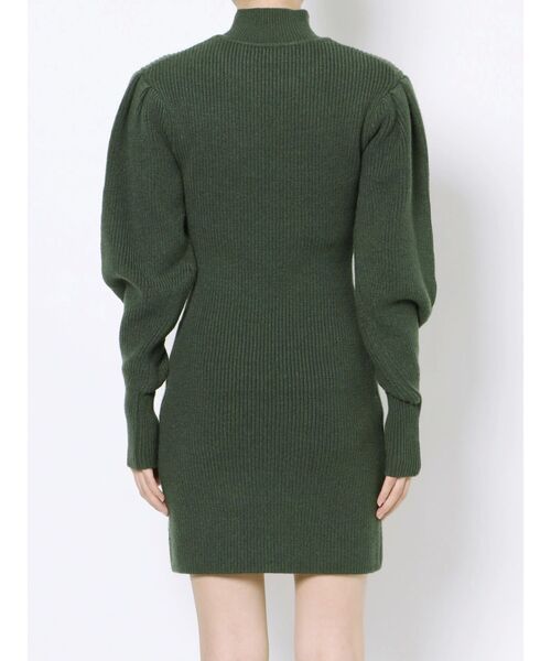 EMODA(エモダ)の「タックショルダーニットワンピース(ワンピース・レディース・ブラック/グレー/グリーン/オレンジ・FREE)」の21枚目の写真