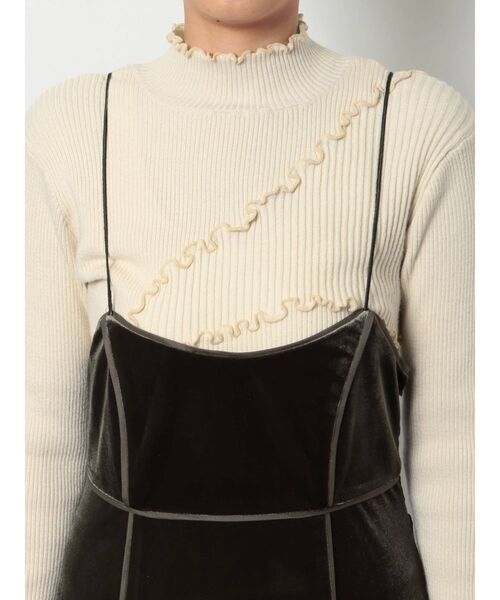 merry jenny(メリージェニー)の「velor camisole one piece(ワンピース・レディース・アイボリー/ブラック/グリーン/ブラウン・FREE)」の12枚目の写真