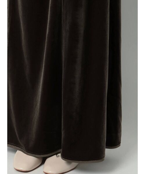 merry jenny(メリージェニー)の「velor camisole one piece(ワンピース・レディース・アイボリー/ブラック/グリーン/ブラウン・FREE)」の14枚目の写真