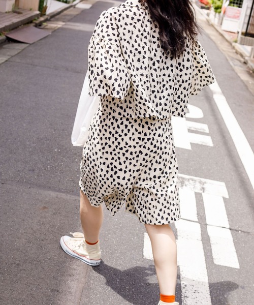 w closet（ダブルクローゼット）の「ミニカウプリント短丈開襟シャツ（シャツ/ブラウス・レディース・ブラック/アイボリー・FREE）」の20枚目の写真