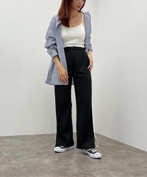 apres jour mignon(アプレジュールミニョン)の「スリット入りラインパンツ【ZOZOTOWN限定アイテム】(その他パンツ・レディース・ダークグリーン/ブラック系その他/ネイビー・SMALL/X-LARGE/MEDIUM)」の4枚目の写真