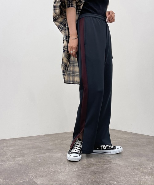 apres jour mignon(アプレジュールミニョン)の「スリット入りラインパンツ【ZOZOTOWN限定アイテム】(その他パンツ・レディース・ダークグリーン/ブラック系その他/ネイビー・SMALL/X-LARGE/MEDIUM)」の6枚目の写真