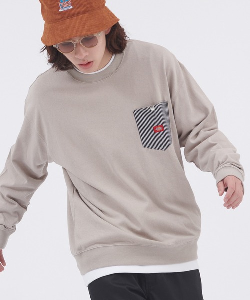 Dickies(ディッキーズ)の「Dickies/ディッキーズ 布帛ポケット/ミニワッペン オーバーサイズ長袖カットソー(Tシャツ/カットソー・メンズ・ブルー/グリーン/ブラック/サックスブルー/ベージュ/ホワイト系その他/ブラック系その他/ホワイト/グレー系その他/ベージュ系その他/ベージュ系その他2/サックスブルー系/ピンク/キャメル・L/M/XL)」の5枚目の写真