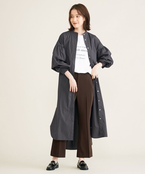 SHARE PARK（シェアパーク）の「【洗える】ボリュームスリーブワンピース（シャツワンピース・レディース・グレー系/黄土色系/アイボリー系・1）」の2枚目の写真