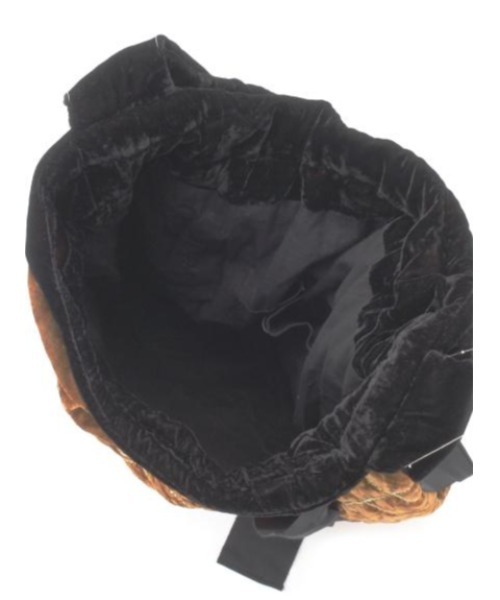 NE QUITTEZ PAS!(ヌキテパ)の「ne Quittez pas VELVET QUILT ONE HANDLE BAG(ハンドバッグ・レディース・ブラック/ベージュ・ONE SIZE)」の9枚目の写真