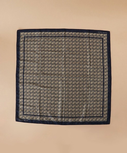 Samantha Thavasa（サマンサタバサ）の「ST Jacquard スカーフ（バンダナ/スカーフ・レディース・ブラウン/ブラック/ネイビー・FREE）」の8枚目の写真