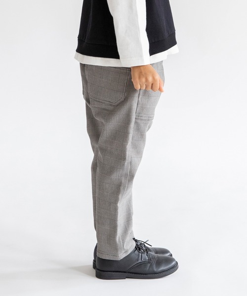 BRANSHES（ブランシェス）の「チェック柄クライミングパンツ（その他パンツ・キッズ・グレー/アイボリー・100cm/120cm/130cm/140cm/90cm/110cm/150cm）」の5枚目の写真