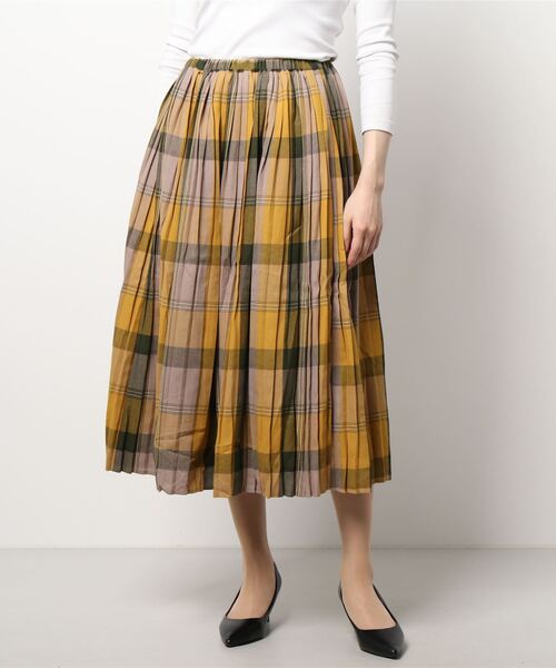 Samansa Mos2（サマンサ モスモス）の「柄アソート細プリーツスカート（スカート・レディース・ベージュ/レッド/イエロー/ブルー/チャコール・ﾌﾘ-）」の9枚目の写真