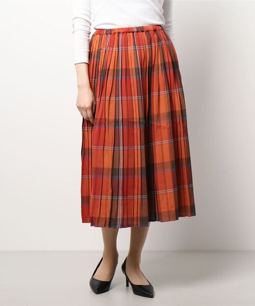 Samansa Mos2（サマンサ モスモス）の「柄アソート細プリーツスカート（スカート・レディース・ベージュ/レッド/イエロー/ブルー/チャコール・ﾌﾘ-）」の12枚目の写真