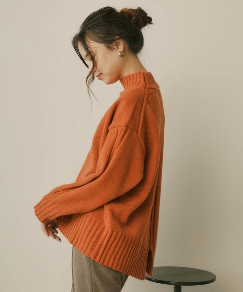 Bou Jeloud（ブージュルード）の「ウォッシャブルバックラインニット（ニット/セーター・レディース・ベージュ/グレー/オレンジ/チャコールグレー/グリーン・FREE）」の15枚目の写真