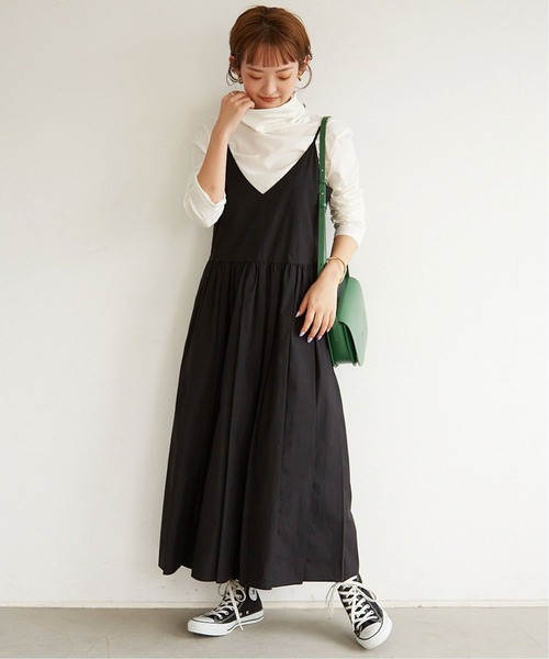 SLOBE IENA(スローブイエナ)の「タフタタックギャザーキャミワンピース【手洗い可能】◆(ワンピース・レディース・ブラック/グレー・FREE)」の15枚目の写真